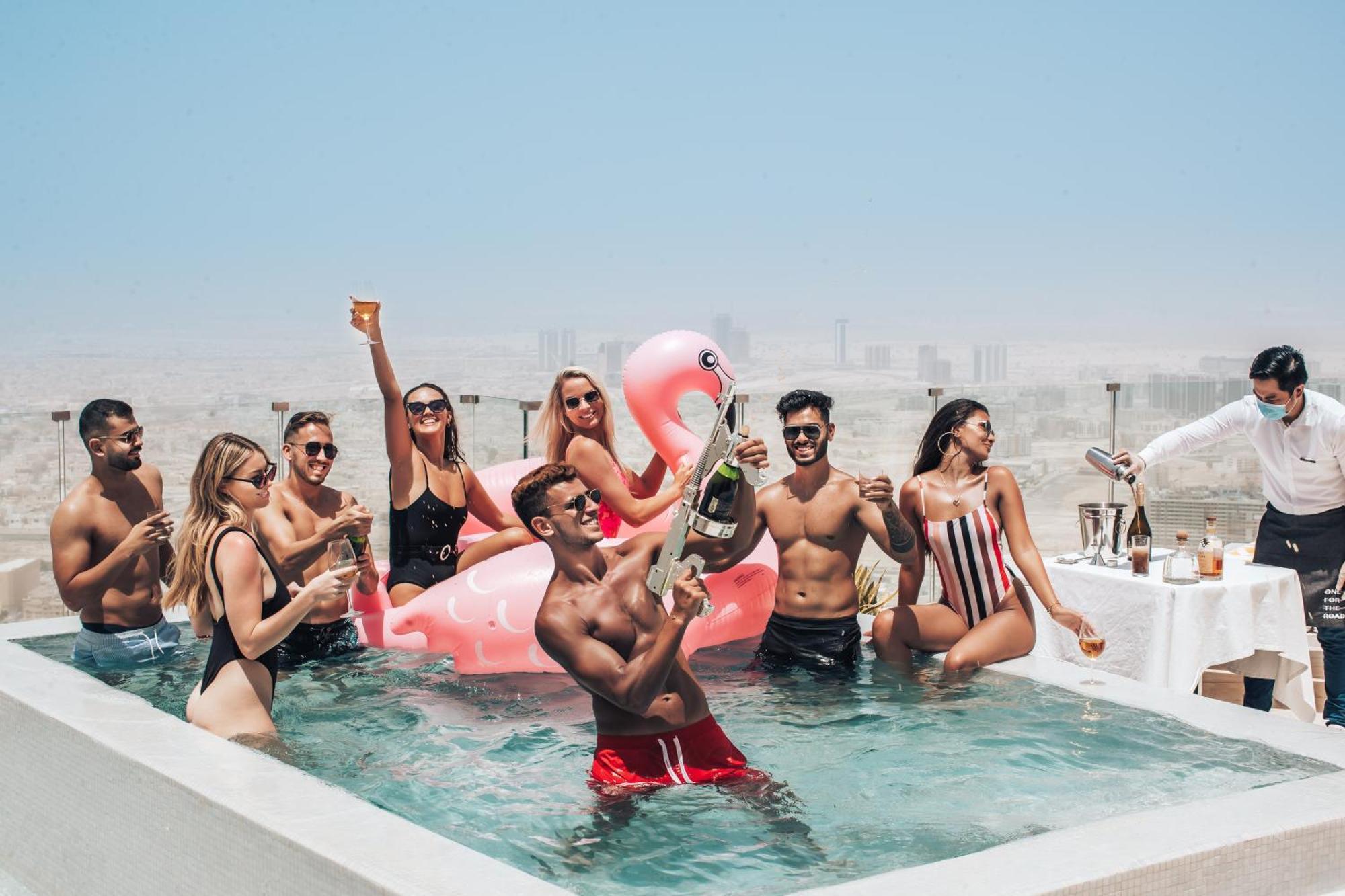 Five Jumeirah Village 두바이 외부 사진 The Pool at the Standard East Village